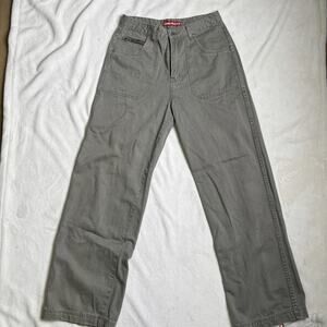 Union Bay women Khaki Cargo Pants, Wide Leg, Gray Green, size 9, Back Buckle Y2